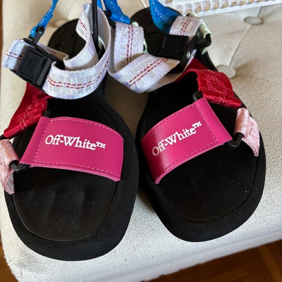 OFF-WHITE TREK SANDAL WOMENS - Picture 1 of 6